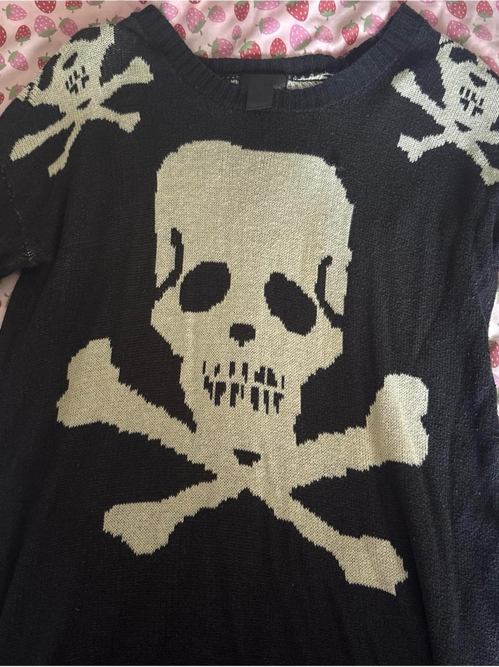 Black Skull Knit Sweater - Cream Skull Graphic